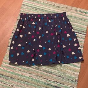 Red Camel Heart Print Skirt Size M